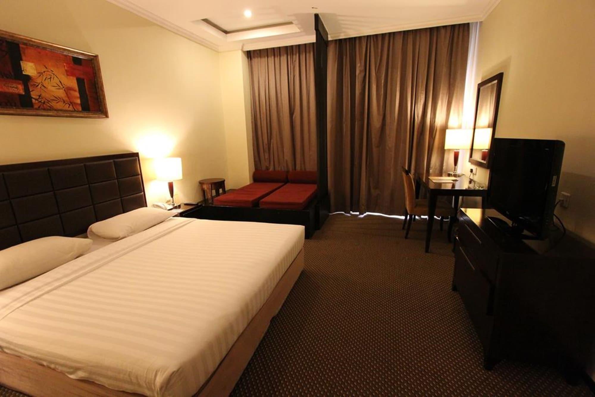 Harmoni One Convention Hotel And Service Apartments Batam Екстер'єр фото