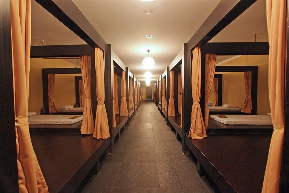 Harmoni One Convention Hotel And Service Apartments Batam Екстер'єр фото