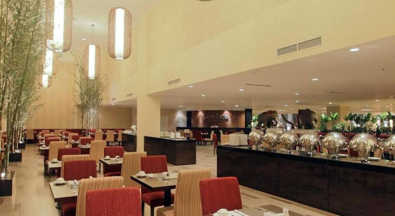 Harmoni One Convention Hotel And Service Apartments Batam Екстер'єр фото